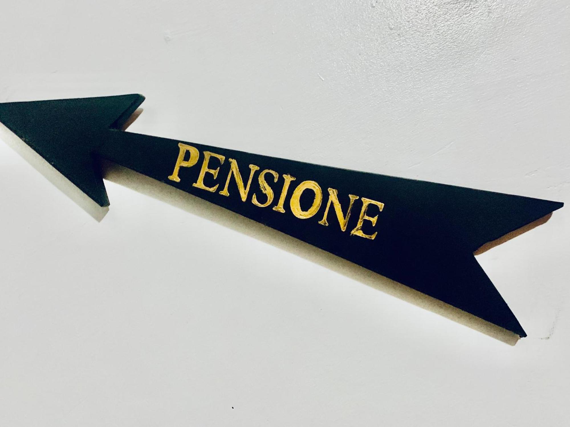 Pensione Popolo Montréal Exterior foto